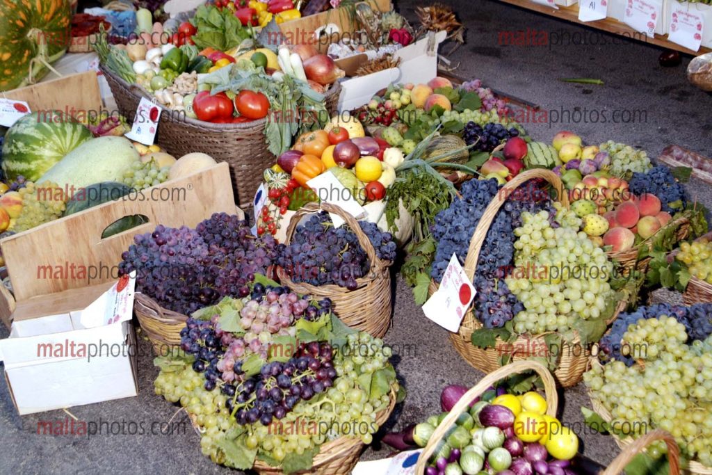 Mgarr Vegetables Crops Grapes Malta Photos
